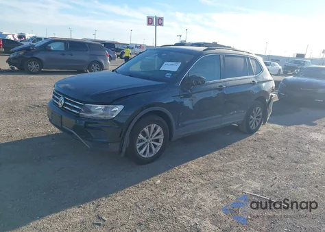 2019 Volkswagen Tiguan 2.0T Se/2.0T Sel/2.0T Sel R-Line/2.0T Sel R-Line Black из США, поврежденный, VIN 3VV3B7AX0KM142913